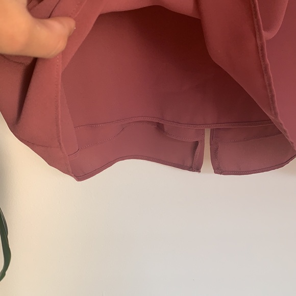 Aritzia Babaton camisole with holes in back - Picture 5 of 8